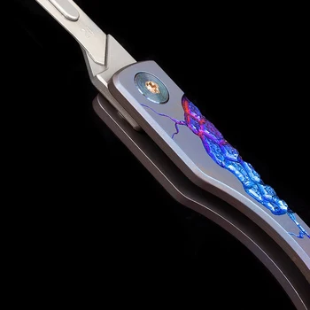 Titanove zlitine, zložljivi noži na prostem večnamensko bistvene self-defense nož v žep folding nož Ročno izrezljane darilo nož