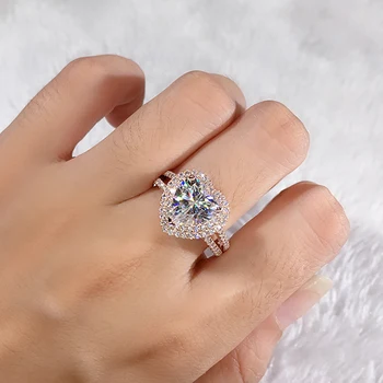 Soild 18K Au750 Rose Gold Ring DVVS Moissanite Diamanti 3 Karat Srcu 2 Vrstico Luksuzno Poročno zabavo Posla Obletnico Obroč